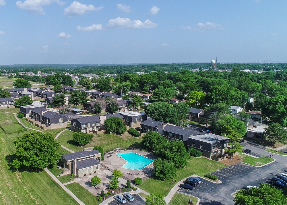 The Oaks at Prairie View Apartments in North Kansas City, MO